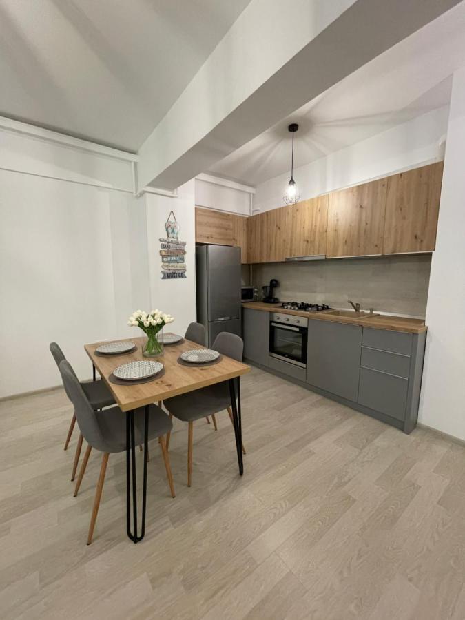 Mamaia Moonlight Apartment Eksteriør billede